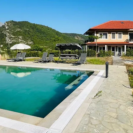 4 Letti In In Campagna Ferienhaus Petran