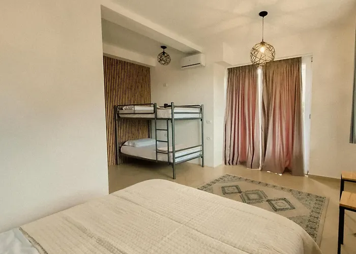 4 Letti In In Campagna Petran