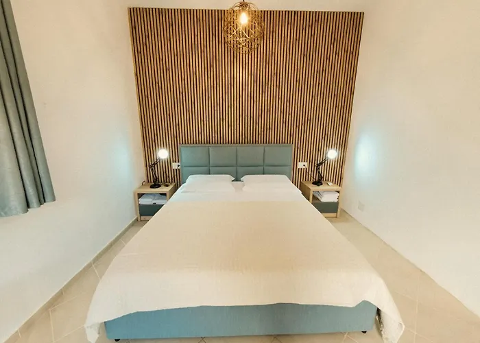 4 Letti In In Campagna Petran