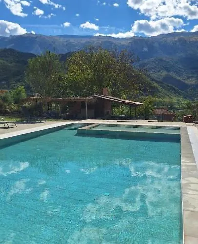 4 Letti In In Campagna Petran